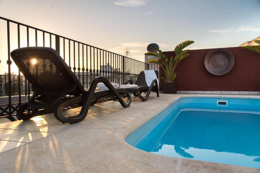 Apartamentos Plaza Cavana 5 Nerja Exterior foto