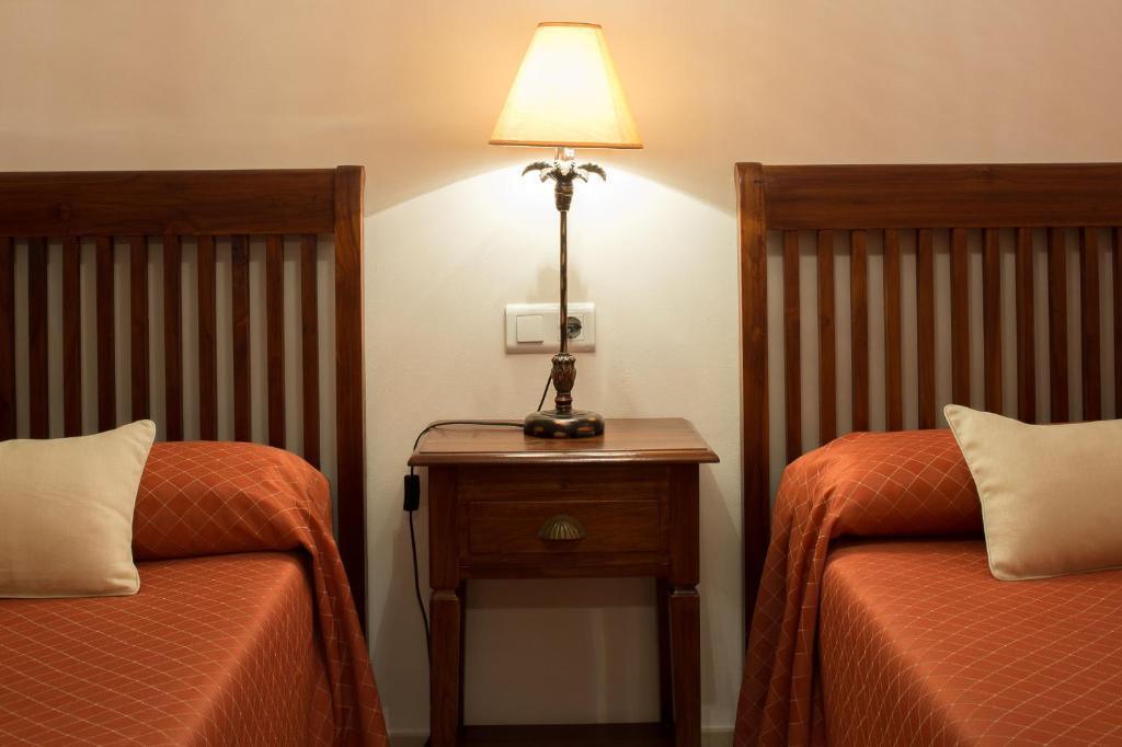 Apartamentos Plaza Cavana 5 Nerja Exterior foto