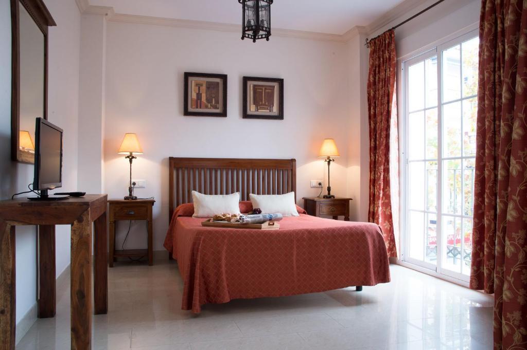 Apartamentos Plaza Cavana 5 Nerja Habitación foto