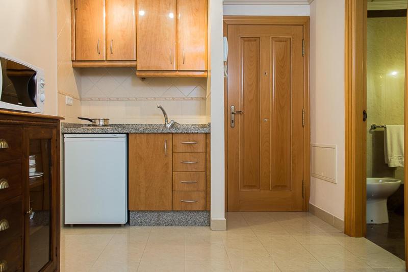 Apartamentos Plaza Cavana 5 Nerja Exterior foto